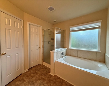 14802 Fir Knoll Way - Photo Thumbnail 13
