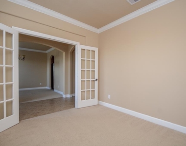 25939 Celtic Terrace - Photo Thumbnail 2