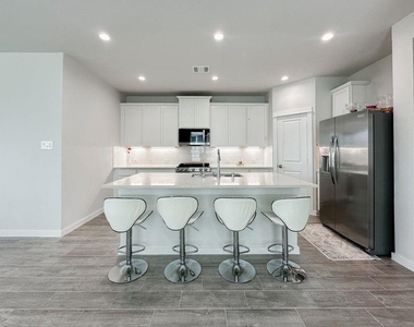 33023 School Hill Rd - Photo Thumbnail 17
