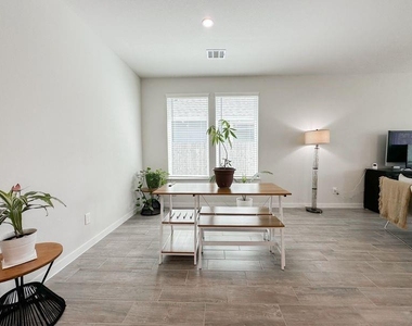33023 School Hill Rd - Photo Thumbnail 21