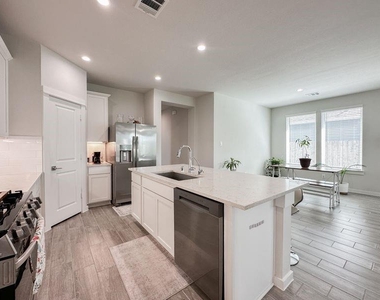 33023 School Hill Rd - Photo Thumbnail 19