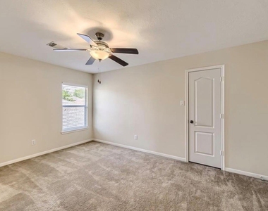 18919 Squirrel Oaks Drive - Photo Thumbnail 34