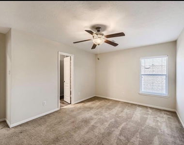 18919 Squirrel Oaks Drive - Photo Thumbnail 35