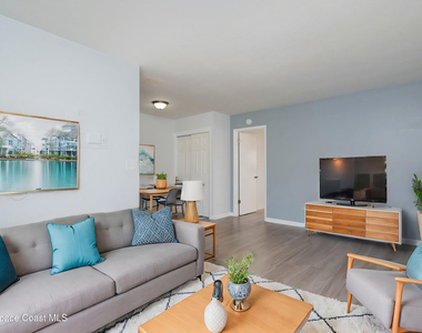 115 W Seminole Avenue - Photo Thumbnail 1