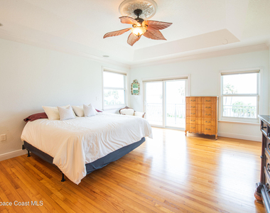 1613 N Indian River Drive - Photo Thumbnail 37