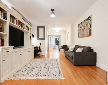 200 Saint Marks Avenue - Photo Thumbnail 4