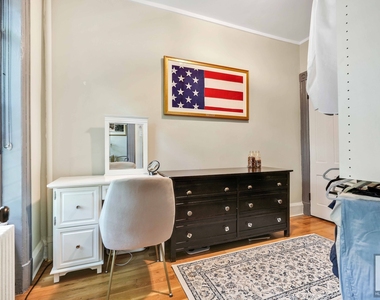200 Saint Marks Avenue - Photo Thumbnail 6