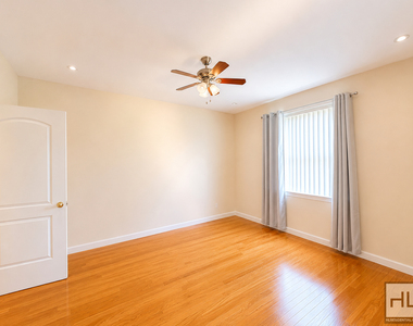 43 Avenue - Photo Thumbnail 7