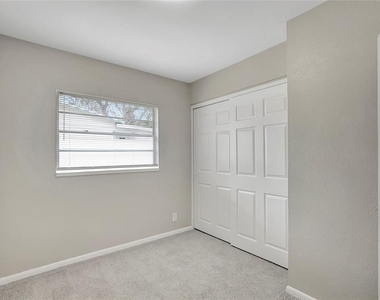 7015 Filbert Lane - Photo Thumbnail 21