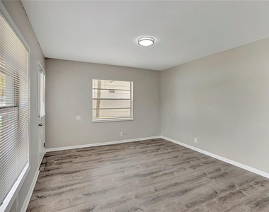 7015 Filbert Lane - Photo Thumbnail 3