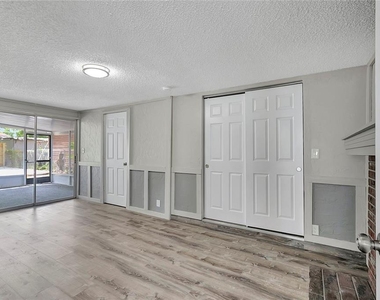 7015 Filbert Lane - Photo Thumbnail 17