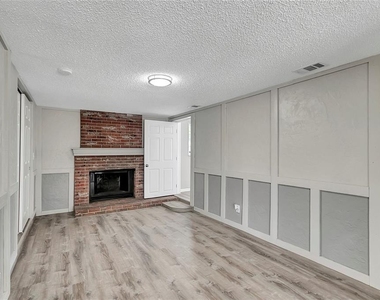 7015 Filbert Lane - Photo Thumbnail 16