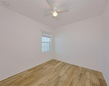 6222 Camino Drive - Photo Thumbnail 24