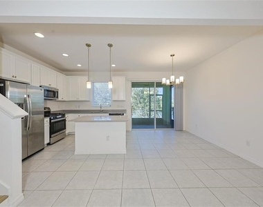 6222 Camino Drive - Photo Thumbnail 5