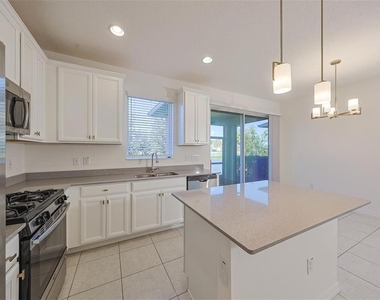 6222 Camino Drive - Photo Thumbnail 7