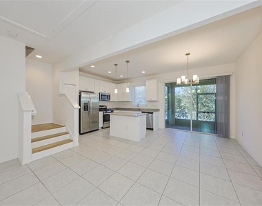 6222 Camino Drive - Photo Thumbnail 4
