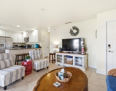 5191 Salmon Drive Se - Photo Thumbnail 4
