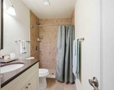 5191 Salmon Drive Se - Photo Thumbnail 16