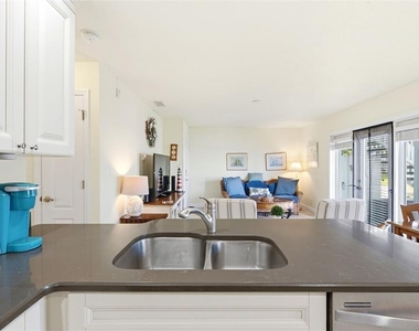 5191 Salmon Drive Se - Photo Thumbnail 13