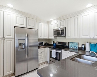 5191 Salmon Drive Se - Photo Thumbnail 10