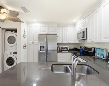 5191 Salmon Drive Se - Photo Thumbnail 8