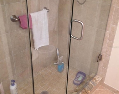 4575 Cove Circle - Photo Thumbnail 11