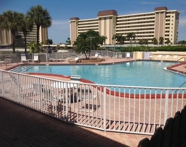 4575 Cove Circle - Photo Thumbnail 23