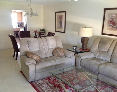 4575 Cove Circle - Photo Thumbnail 8