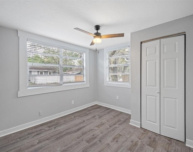 4908 N 15th Street - Photo Thumbnail 11