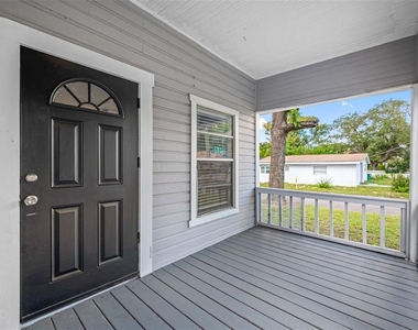 4908 N 15th Street - Photo Thumbnail 2