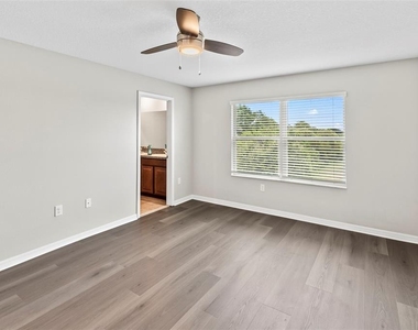 15504 Florence Hollow Place - Photo Thumbnail 30