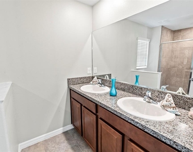 15504 Florence Hollow Place - Photo Thumbnail 33