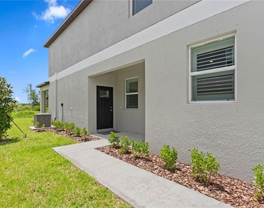 12805 Crystal Jade Way - Photo Thumbnail 18