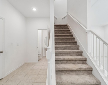 34214 Cinder Way - Photo Thumbnail 19
