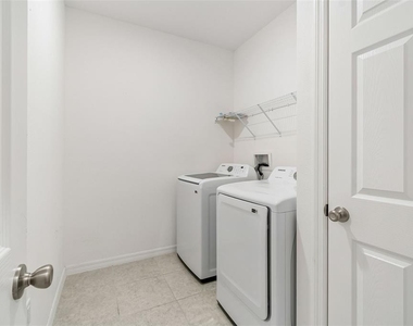 34214 Cinder Way - Photo Thumbnail 38