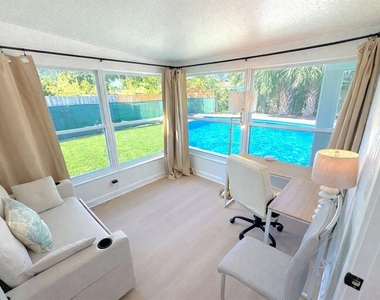 5813 26th Avenue N - Photo Thumbnail 13