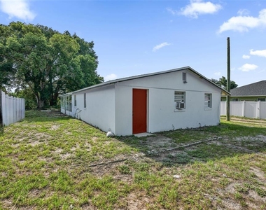 1460 Marvin C Zanders Avenue - Photo Thumbnail 18