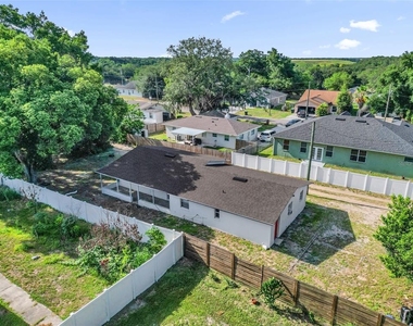 1460 Marvin C Zanders Avenue - Photo Thumbnail 21