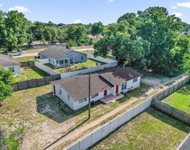 1460 Marvin C Zanders Avenue - Photo Thumbnail 3