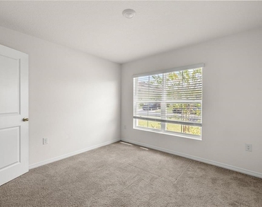 8904 Sw 50th Terrace - Photo Thumbnail 4