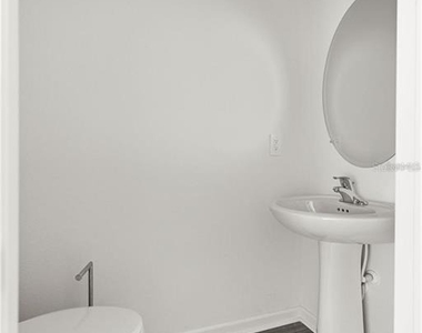 4929 Sw 81st Street - Photo Thumbnail 7