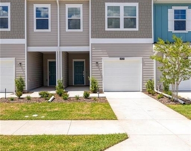4929 Sw 81st Street - Photo Thumbnail 1