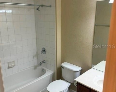 7735 Fairgrove Avenue - Photo Thumbnail 22