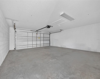 7735 Fairgrove Avenue - Photo Thumbnail 24