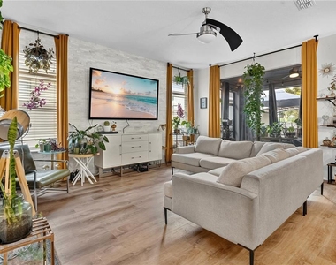 16137 Wind View Lane - Photo Thumbnail 2