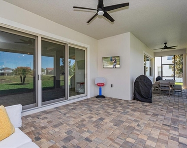 8222 Topsail Place - Photo Thumbnail 40