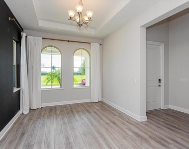8222 Topsail Place - Photo Thumbnail 6
