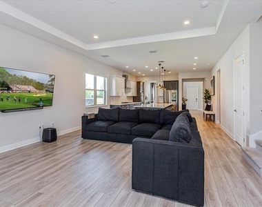 8222 Topsail Place - Photo Thumbnail 16