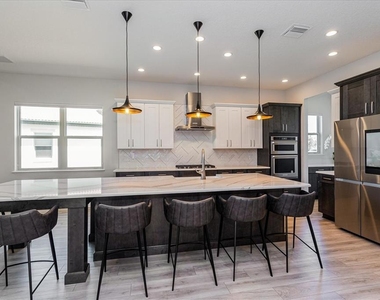 8222 Topsail Place - Photo Thumbnail 9