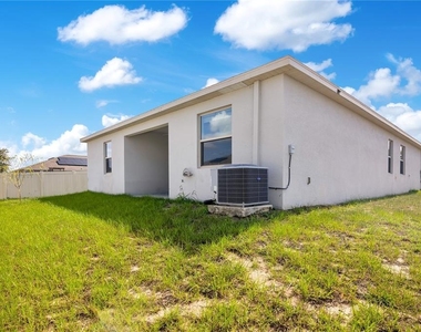 223 Bergamot Loop - Photo Thumbnail 22